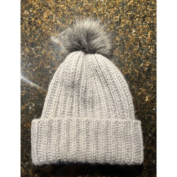 Kate Spade Heritage Wool Blend Pom Pom Chunky Knit Beanie EUC - Picture 2 of 7